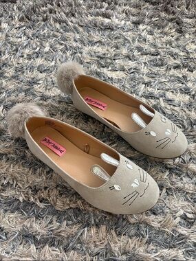 Betsey Johnson Taupe Bunny Pom Loafers Size UK 4 US 6